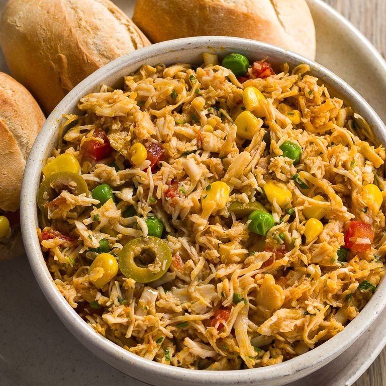 621236-peito-de-frango-temperado -desfiado_rec
